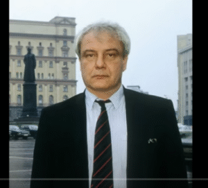 Владимир Буковский: "Россия будет гнить, заражая округу".  Видео