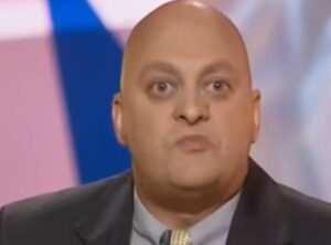 Актёр-юморист Михаил Церишенко о романе с певицей Екатериной Семёновой и номерах в "Кривом зеркале"  Видео