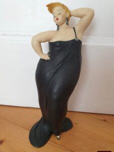 — Сёмочка, сыночка, ты, конечно, уже страшно, жутко взрослый…  — Папа!