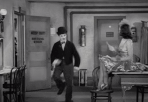 Чарли Чаплин — бессмысленная песня (Новые времена)  Видео