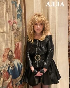 Уберите свои грязные лапы от Пугачевой. Она вам не животное на притравочной станции, она Женщина, которая поет.