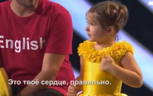 «Удивительные люди» Финал. Белла Девяткина. Полиглот  Видео