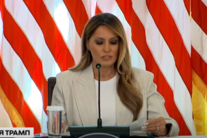 Трамп опять удивил заявлениями: путин, Зеленский и роботы  Видео