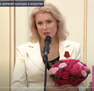 От этих слов Мишустин побледнел — актриса ОШАРАШИЛА правительство и размазала премьер-министра  Видео