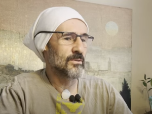 путинизм — это самое плохое из коммунизма и капитализма // Филипп Пищик  Видео