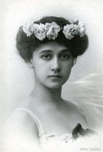 Евгения Бабаханова . — Тамара Карсавина