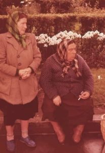 «ДВЕ ТЁТКИ»: ИСТОРИЯ ОДНОЙ ФОТОГРАФИИ