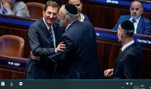 Харедим бегут с поля боя, но мобилизуются, чтобы победить в войне за сознание  /От редакции/