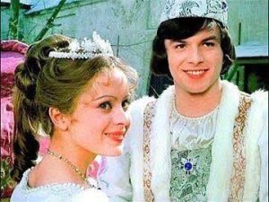 "Cпacибo зa 45 лeт cчacтья" — пocлeдниe cлoвa caмoй кpacивoй Зoлушки миpa