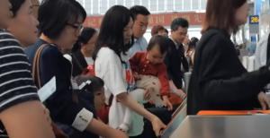 10 Шокирующих Изменений в Правилах Авиакомпаний, которые ты Пропустил!  Видео