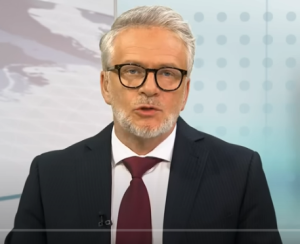 "На сколько ещё хватит терпения у россиян" — Екатерина Шульман в гостях у DW  Видео