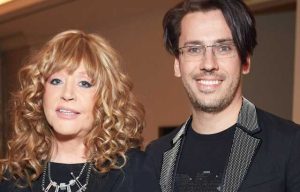 Генеральский статус: Семья Галкина ещё в СССР была богаче Пугачёвой