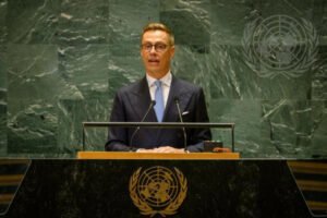 Если член Совета Безопасности нарушает Устав ООН, его право голоса должно быть приостановлено