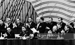 «Сталин осатанел в борьбе с врагами». Как готовился тайный доклад Хрущева