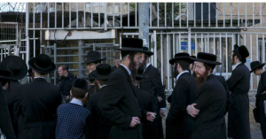 Израиль  Крупнейший торговый центр отвечает на угрозы харедим: «Не угрожайте, а лучше идите защищать Израиль»