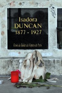 Прогулки по Парижу. Легенды Пер-Лашез