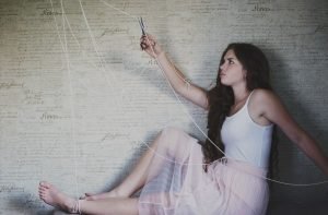 Пять мужских манипуляций в отношениях с женщинами, и единственное средство защиты от них