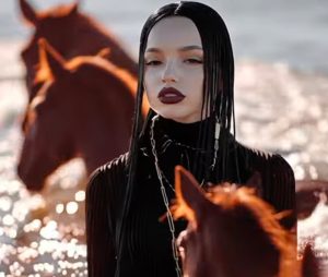 Женщины и лошади