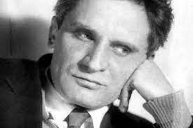 Роковые три сестры