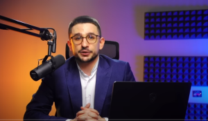 ГИГАНТСКИЙ СКАНДАЛ В АДМИНИСТРАЦИИ ТРАМПА. Уолтц на границ увольнения, Хегсет и Вэнс пойманы на лжи  Видео