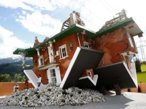 Жизнь “вверх тормашками”