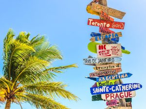 Как не отравиться в отпуске: советы медиков