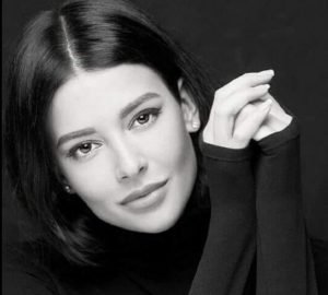 Я правильно понимаю, что ваша жизнь- это муж, дети, собака и поехали по списку?