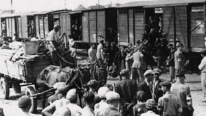 Какие народы советская власть подвергала депортации, за что и почему их ссылали именно в Казахстан