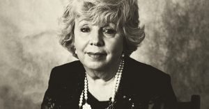 ..Ироничное и оптимистичное стихотворение Ларисы Рубальской «Годы идут, годы движутся»