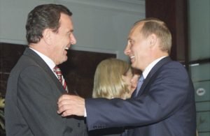 Польша расследует роль Шредера в подготовке войны России с Украиной