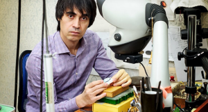 "Фаберже далеко до того, что делаю я". Самый известный ювелир России, о котором вы не знали