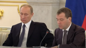 Обама в мемуарах о путине, медведеве и России  Видео