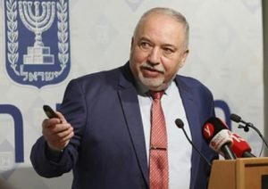 Нетаниягу: вы все равно проиграете выборы, хоть Трампа привозите