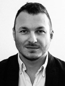 Андрей Рывкин — Внебрачный сын Михаила Жванецкого.  /АМ/