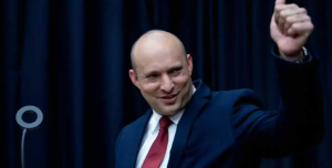 Беннет нарушил молчание — рассказал, готов ли войти в коалицию с Нетаниягу  Видео