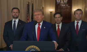 Первые подробности атаки. Нападет ли "Хизбалла"? Кто в США против Трамп  Видео