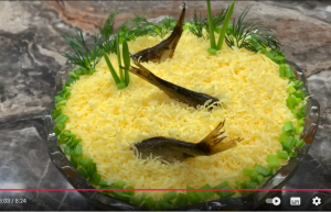 ПОТРЯСАЮЩИЙ салат со ШПРОТАМИ на ПРАЗДНИЧНЫЙ стол  ВКУСНЫЙ,ПРОСТОЙ,БЫСТРЫЙ  Видео.