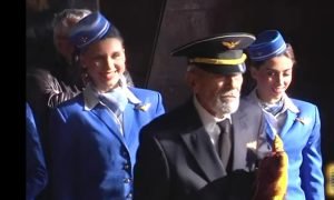 Вахтанг Кикабидзе поет для киевлян | Вечерний Киев, приколы 2016  Видео