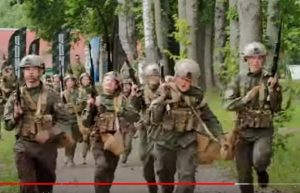 Как детей в России учат воевать. И почему их родители это поддерживают  Видео