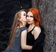 Домогательства женщин к женщинам: в Израиле изучили запретную тему