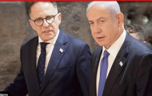 Глава аппарата Нетаниягу оказался в центре скандала о попытке шантажа /От редакции/