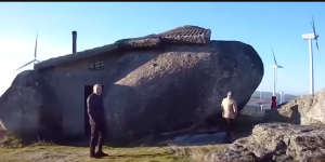 В Это Невозможно Поверить, Но в Этих Домах Живут Люди  Видео