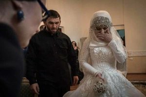 Почему на кавказских свадьбах невеста выглядит самым несчастным человеком
