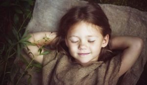 «А ты знаешь, что в мире война идёт?»