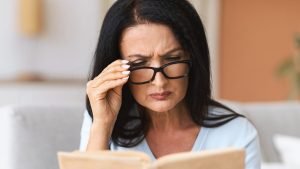 Янгун: оздоровительные акупрессурные упражнения для уставших глаз