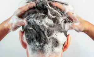 Израиль  Врачи в Израиле объяснили, сколько раз в неделю мыть голову