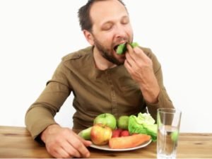 Доказан вред сырых овощей для организма