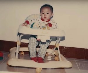 Девочка, которую когда-то нашли в картонной коробке стала певицей и работает над своей карьерой  Видео