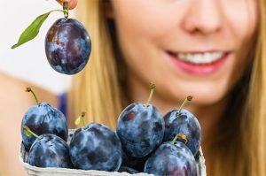 Большая нужда. Все о продуктах, которые крепят и слабят