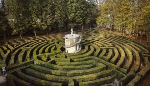 9 самых необычных в мире лабиринтов из живой изгороди, по которым нужно прогуляться хотя бы раз в жизни